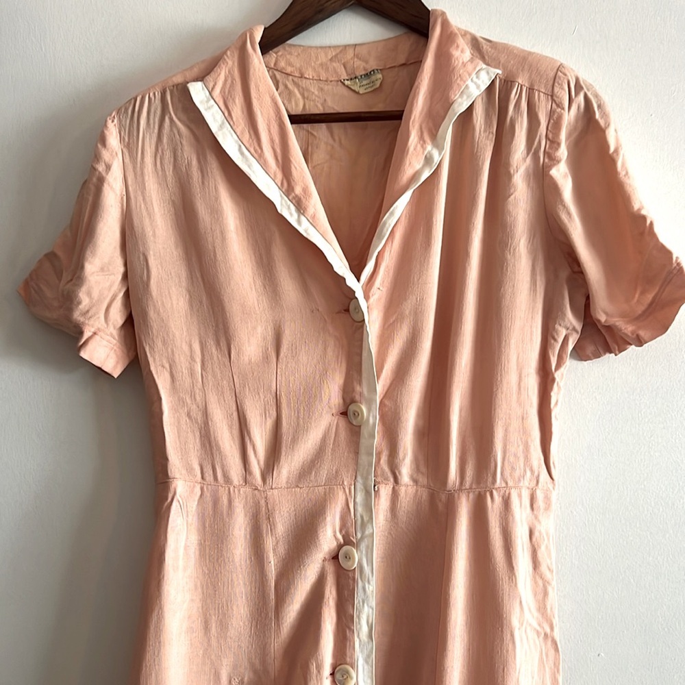 True Vintage 1930s Light Pink/Peach Button-Up Dress